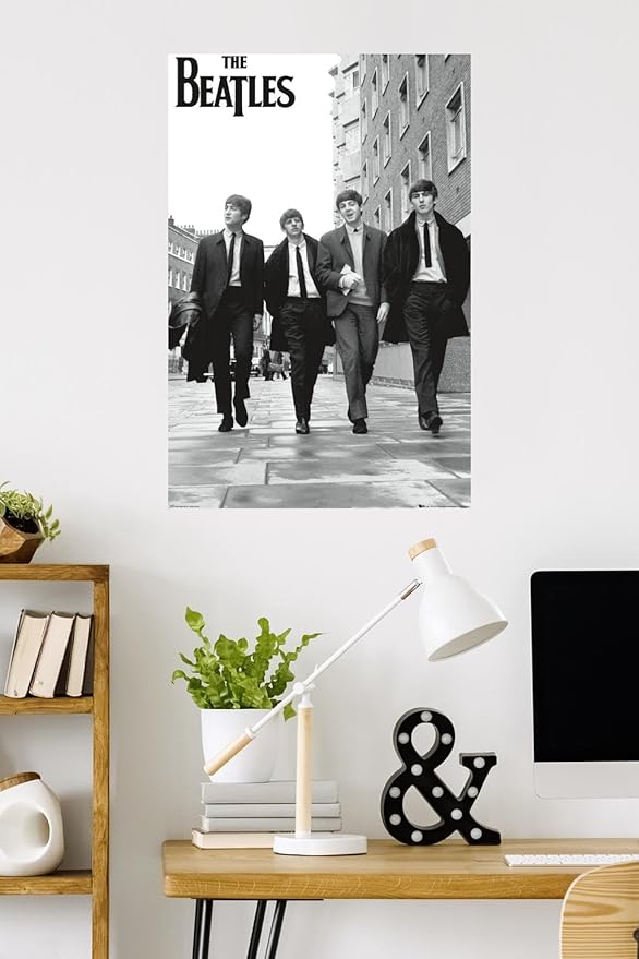 Trends International The Beatles - In London Wall Poster, 22.375" x 34", Poster & Mount Bundle