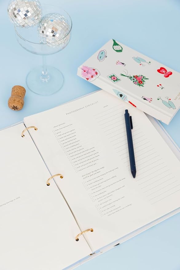 Kate Spade New York Wedding Planning Book and Organizer, Wedding Binder with Pages for To-Do Lists, Notes, Budgeting, Invitations, Wedding Cake Toss