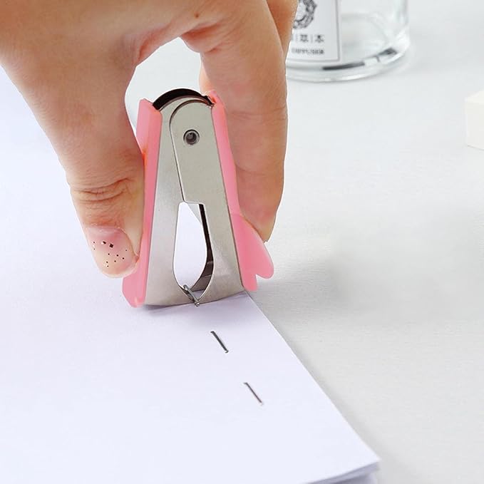 Pink Stapler Removal Tool, Staple Puller, Modern Plastic Stapler Remover with Non-Slip Handle, Ideal for Students, Teachers, Home and School