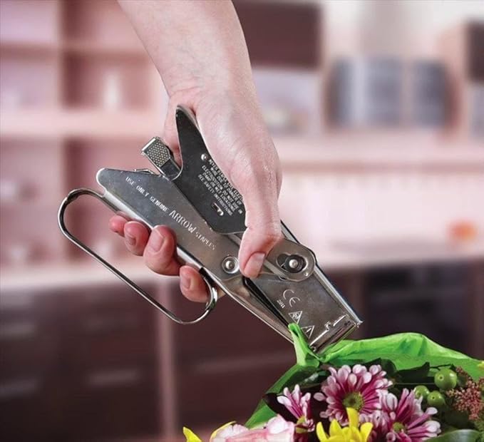 Arrow Fastener P22 Plier Type Stapler