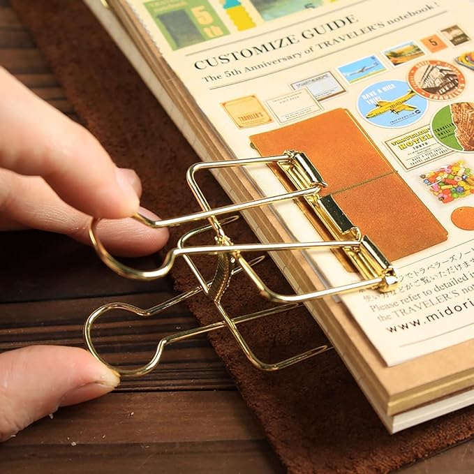4Pcs Golden Hollow Out Long Tail Wire Binder Clips Paper Binder Clip Binder and Paper Clips Small in Size and Light in Weight Clips