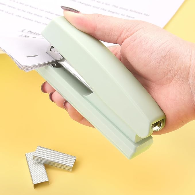 ZZTX Stapler Set with Staple Remover and Staples, Durable Desktop Stationery for Home, Office and Study, Green