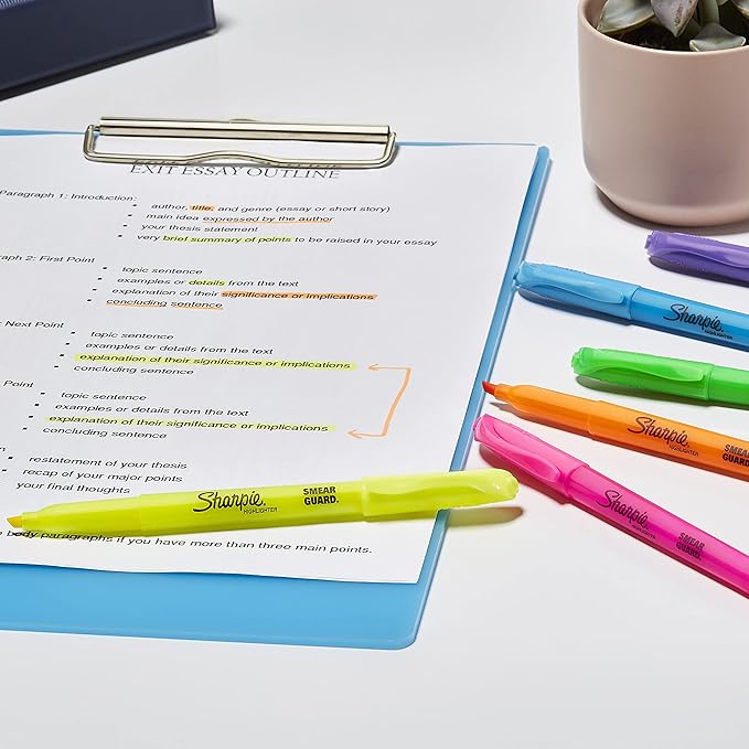 Sharpie Pocket Highlighters, Chisel Tip, Quick Dry, Assorted Fluorescent Colors, 12 Count - For Studying, Note-Taking, School, College, Office, Student & Teacher Supplies