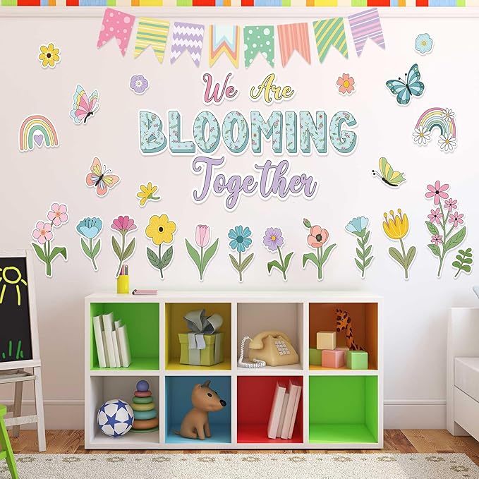 Pasimy Spring Bulletin Board Decorations 3D Sunflower Bulletin Board Set Bee Classroom Decor Honeycomb Butterfly Flower Cutouts Spring Borders for Home Office Wall Door Window Supplies(Diverse)