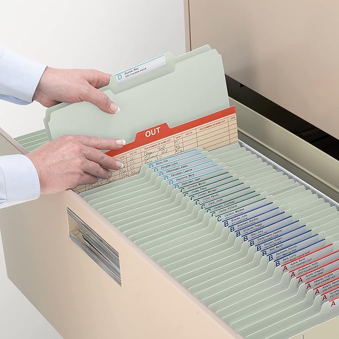 Smead Pressboard Fastener File Folder with SafeSHIELD Fasteners, 2 Fasteners, 2/5-Cut Tab Right of Center Position, 2" Expansion, Guide Height, Letter Size, Gray/Green, 25 per Box (14982)