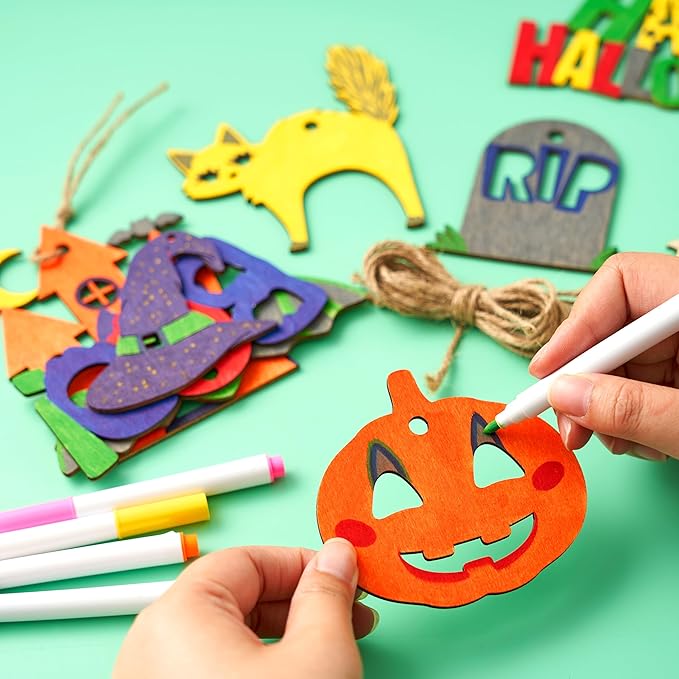 JOYIN 60 Pcs Halloween Craft Wooden Painting Kit, Halloween Party Supplies, Party Favors for Kids, Wood Blank Cutouts Ornaments, Gift Tags Decor for School Art DIY Activities Goodies Games